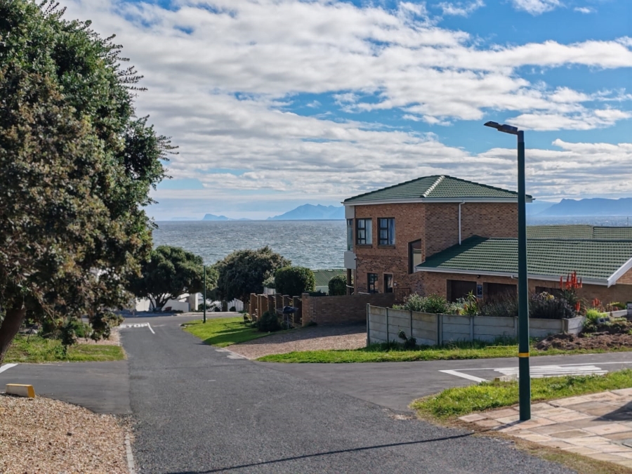 0 Bedroom Property for Sale in Perlemoenbaai Western Cape